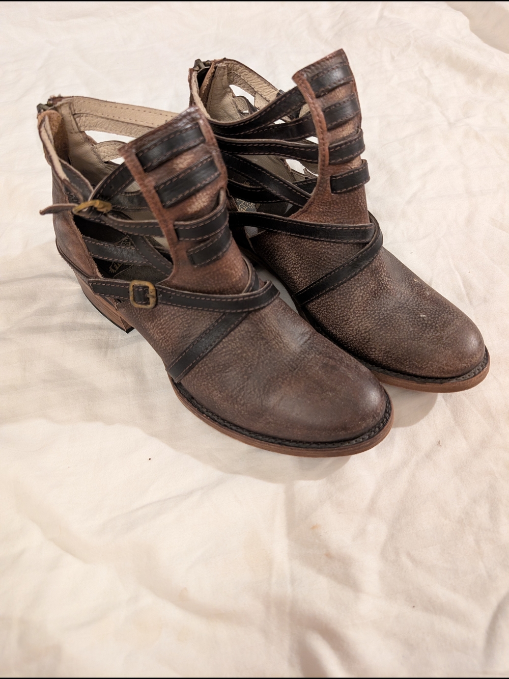 Freebird by Steven Brown Leather Sandal with Embossed Logo